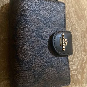 Brand new coach wallet smoke free home.